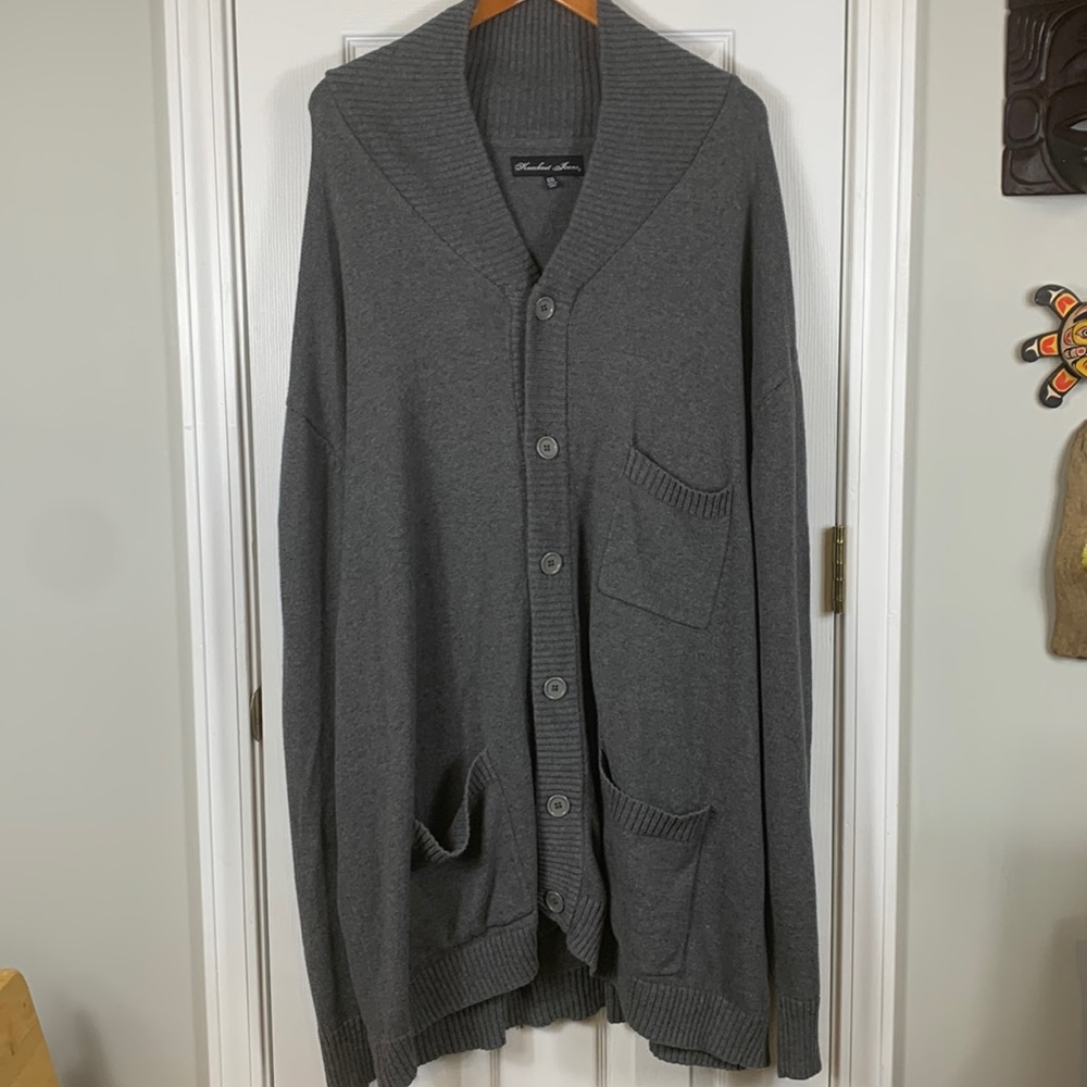 Knockout Jeans grey long sleeved cardigan sweater size 6XB. Buttons, pockets